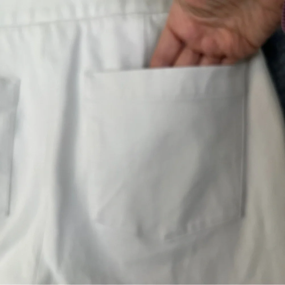SPANX On the Go Kick Flare Pull On Pants in Classic White Size Medium